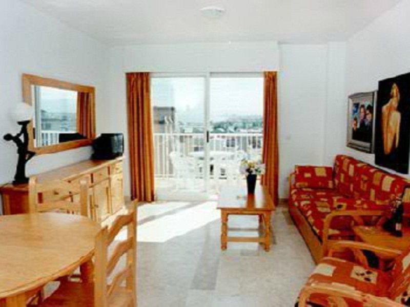 Apartamentos Turisticos Biarritz - Bloque I Гандія Екстер'єр фото