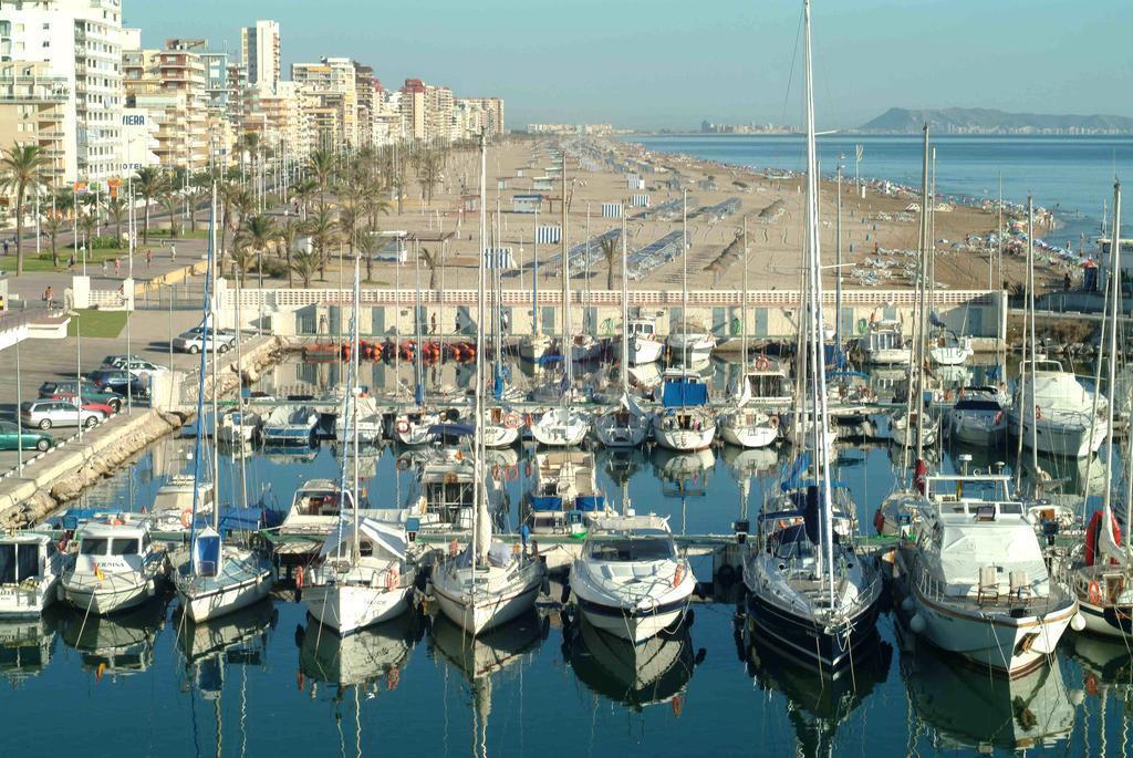 Apartamentos Turisticos Biarritz - Bloque I Гандія Екстер'єр фото