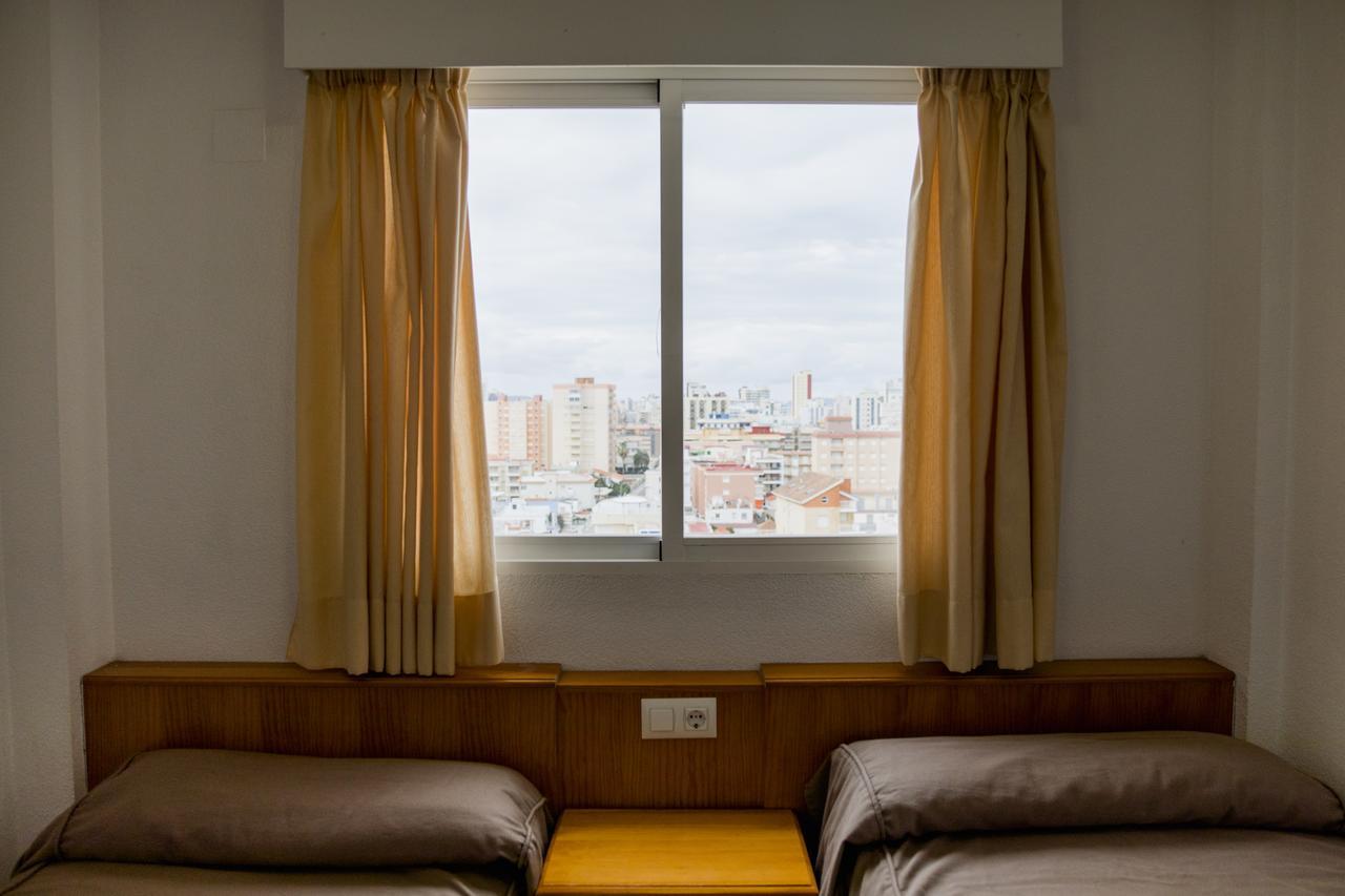 Apartamentos Turisticos Biarritz - Bloque I Гандія Екстер'єр фото