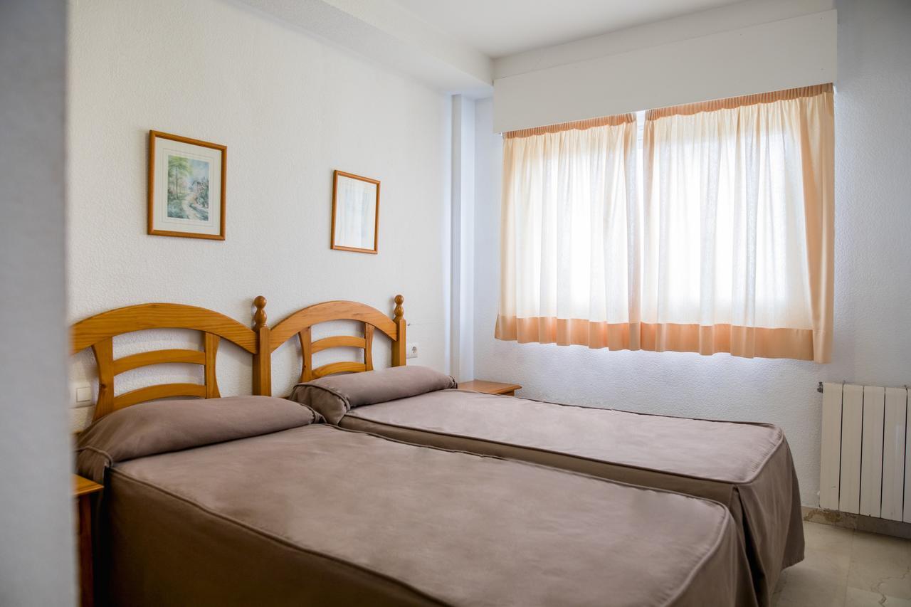 Apartamentos Turisticos Biarritz - Bloque I Гандія Екстер'єр фото