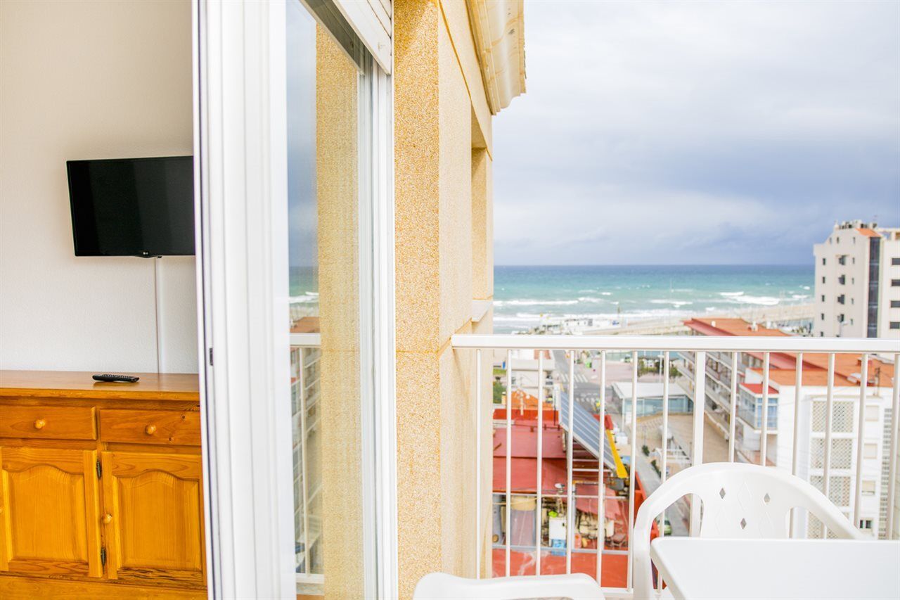 Apartamentos Turisticos Biarritz - Bloque I Гандія Екстер'єр фото