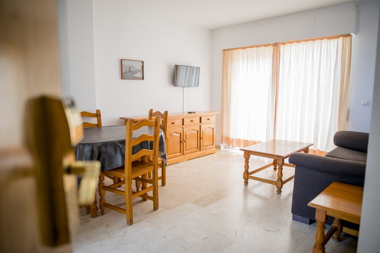 Apartamentos Turisticos Biarritz - Bloque I Гандія Екстер'єр фото